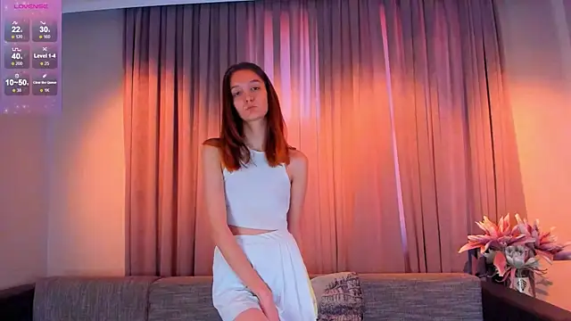 AmityCritchlow online show from February 27, 2025, 5:07 am