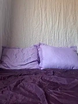 Snapshot of novinhatransexy chatting on April 15, 2026, 5:06 pm novinhatransexy online show from April 15, 2026, 5:06 pm