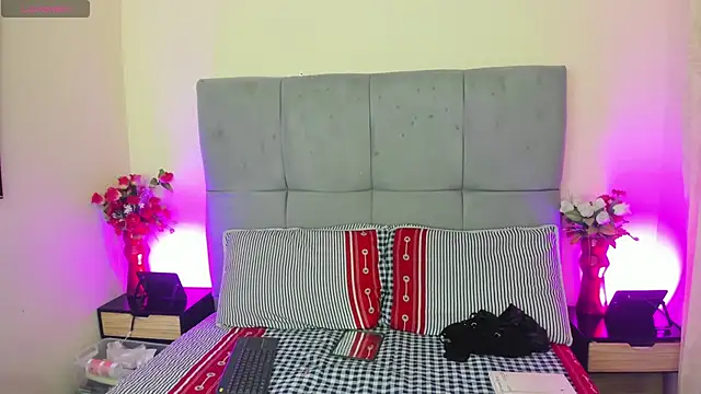 scarlet hit online show from January 12, 2026, 8:47 pm