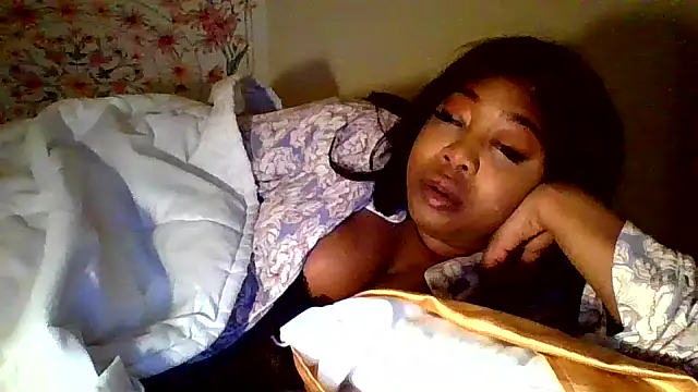 Snapshot of angeliquebelcali chatting on October 14, 2025, 7:09 am angeliquebelcali online show from October 14, 2025, 7:09 am