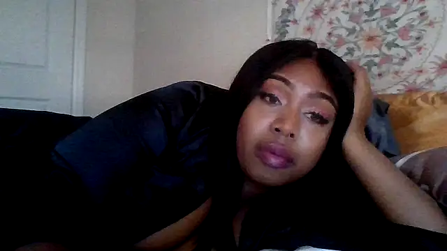 Snapshot of angeliquebelcali chatting on September 13, 2025, 10:21 pm angeliquebelcali online show from September 13, 2025, 10:21 pm