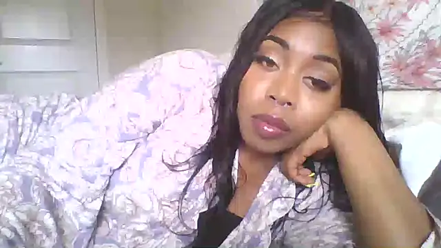 Snapshot of angeliquebelcali chatting on September 23, 2025, 7:21 pm angeliquebelcali online show from September 23, 2025, 7:21 pm