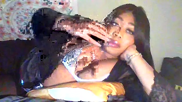 Snapshot of angeliquebelcali chatting on November 8, 2025, 6:00 pm angeliquebelcali online show from November 8, 2025, 6:00 pm