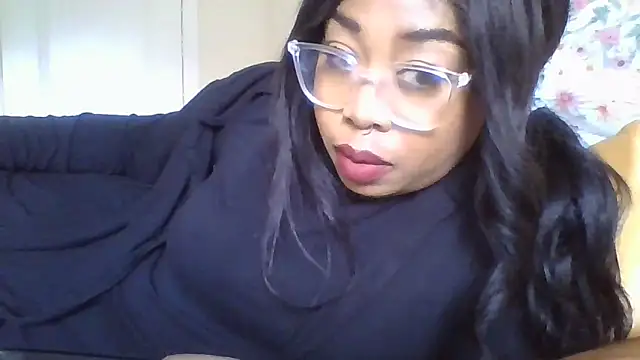 Snapshot of angeliquebelcali chatting on September 18, 2025, 8:12 pm angeliquebelcali online show from September 18, 2025, 8:12 pm