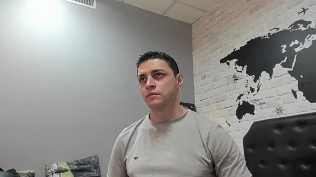 Snapshot of Frank_Millers chatting on January 8, 2026, 9:43 pm Frank Millers online show from January 8, 2026, 9:43 pm