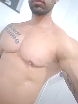 Snapshot of badbrown chatting on November 13, 2025, 12:03 am badbrown online show from November 13, 2025, 12:03 am