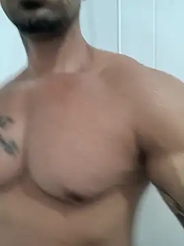 Snapshot of badbrown chatting on September 15, 2025, 3:40 am badbrown online show from September 15, 2025, 3:40 am