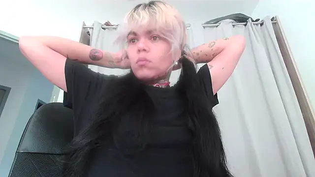 serena  vedette online show from September 11, 2025, 8:14 am