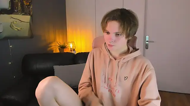 DemianEnglen online show from March 28, 2026, 8:43 pm