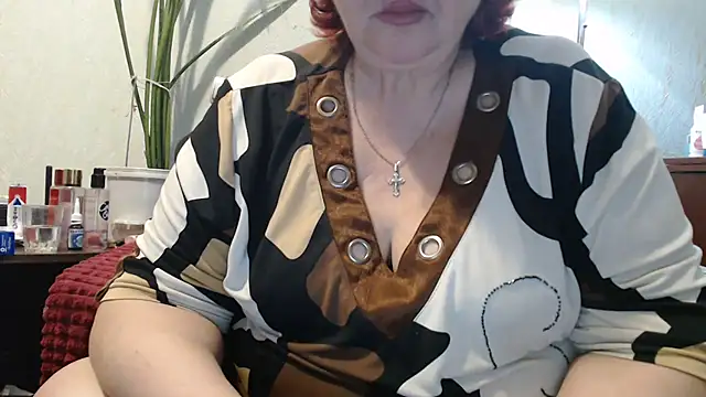 Snapshot of DeniseeRosea chatting on April 29, 2026, 6:03 pm DeniseeRosea online show from April 29, 2026, 6:03 pm