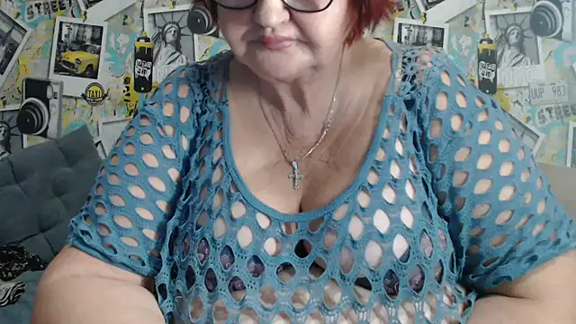 DeniseeRosea online show from December 3, 2025, 3:33 pm