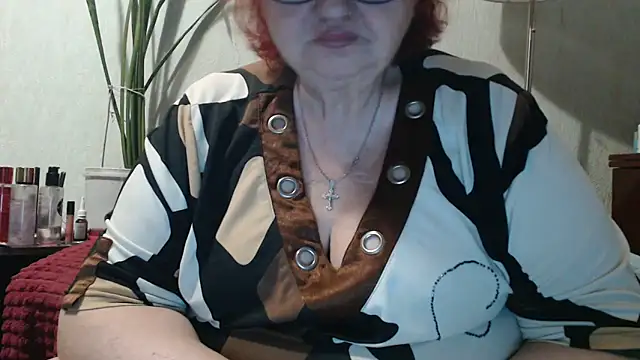 Snapshot of DeniseeRosea chatting on April 9, 2026, 6:36 pm DeniseeRosea online show from April 9, 2026, 6:36 pm