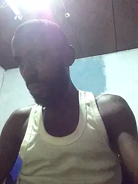 Snapshot of onewinnertee chatting on April 15, 2026, 7:58 pm onewinnertee online show from April 15, 2026, 7:58 pm