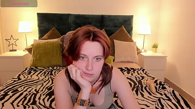 Snapshot of Jiffyyo chatting on February 1, 2025, 11:53 am Jiffyyo online show from February 1, 2025, 11:53 am