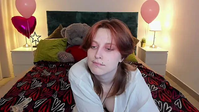 Snapshot of Jiffyyo chatting on March 21, 2025, 11:44 am Jiffyyo online show from March 21, 2025, 11:44 am