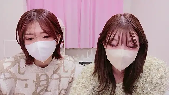 Snapshot of NA-KAREN-V8 chatting on February 23, 2026, 11:33 am NA-KAREN-V8 online show from February 23, 2026, 11:33 am