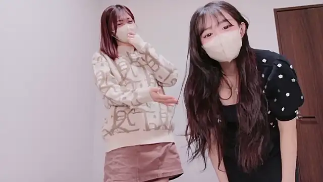 Snapshot of NA-KAREN-V8 chatting on January 17, 2026, 12:31 pm NA-KAREN-V8 online show from January 17, 2026, 12:31 pm