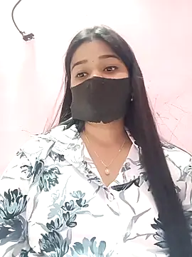 Snapshot of Simran-001 chatting on April 12, 2026, 5:16 pm Simran-001 online show from April 12, 2026, 5:16 pm