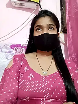 Snapshot of Simran-001 chatting on October 9, 2025, 6:41 pm Simran-001 online show from October 9, 2025, 6:41 pm