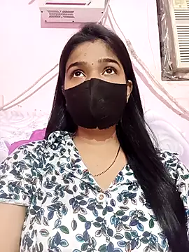 Snapshot of Simran-001 chatting on September 10, 2025, 5:56 pm Simran-001 online show from September 10, 2025, 5:56 pm