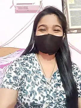 Snapshot of Simran-001 chatting on September 18, 2025, 7:06 pm Simran-001 online show from September 18, 2025, 7:06 pm