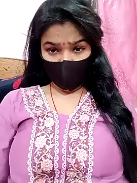 Snapshot of Simran-001 chatting on March 21, 2025, 12:06 pm Simran-001 online show from March 21, 2025, 12:06 pm