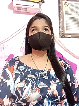 Snapshot of Simran-001 chatting on September 23, 2025, 1:51 pm Simran-001 online show from September 23, 2025, 1:51 pm