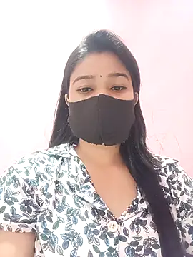 Snapshot of Simran-001 chatting on March 7, 2026, 12:10 pm Simran-001 online show from March 7, 2026, 12:10 pm