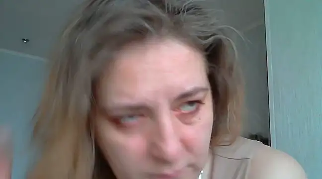 Snapshot of WriterInna44 chatting on March 12, 2025, 11:10 am WriterInna44 online show from March 12, 2025, 11:10 am