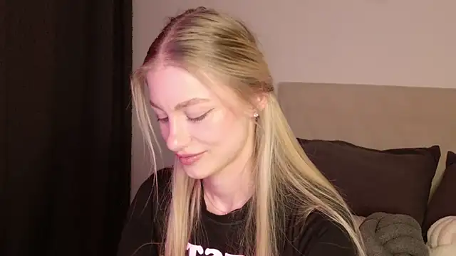 Snapshot of GabriellaOlsen chatting on April 15, 2026, 7:58 pm GabriellaOlsen online show from April 15, 2026, 7:58 pm