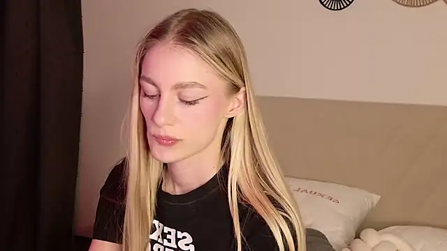 Snapshot of GabriellaOlsen chatting on March 18, 2026, 5:58 pm GabriellaOlsen online show from March 18, 2026, 5:58 pm