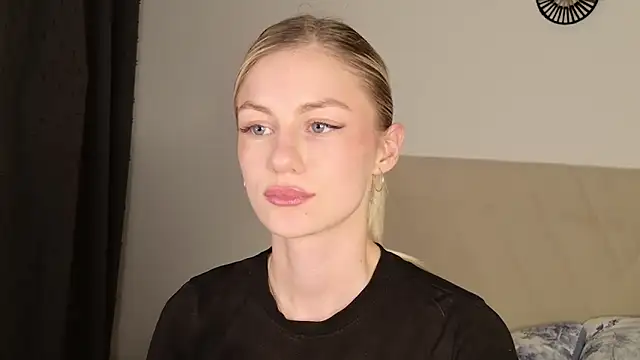 Snapshot of GabriellaOlsen chatting on February 16, 2026, 6:17 pm GabriellaOlsen online show from February 16, 2026, 6:17 pm