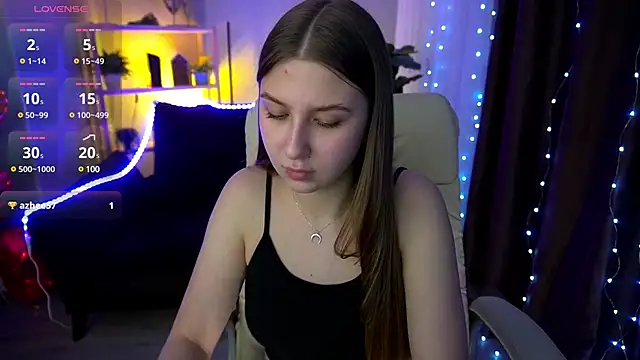 AureliaBliss  online show from March 20, 2025, 7:25 pm