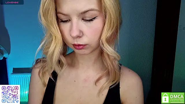 Snapshot of LynetHakes chatting on February 21, 2026, 6:59 am LynetHakes online show from February 21, 2026, 6:59 am