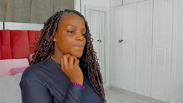 Snapshot of NatyParker chatting on November 12, 2025, 1:15 pm NatyParker online show from November 12, 2025, 1:15 pm