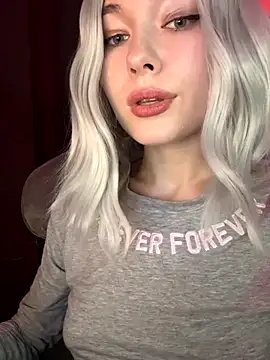 Snapshot of Ohmy_Nora_ chatting on November 5, 2025, 9:18 pm Ohmy Nora online show from November 5, 2025, 9:18 pm