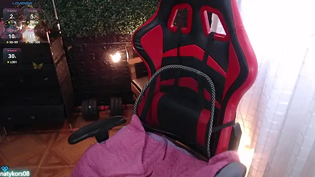 natyk m online show from February 25, 2026, 2:17 pm