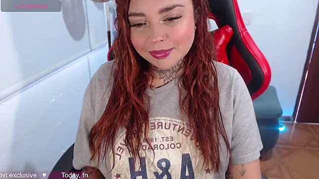 Snapshot of natyk_m chatting on September 11, 2025, 2:39 pm natyk m online show from September 11, 2025, 2:39 pm