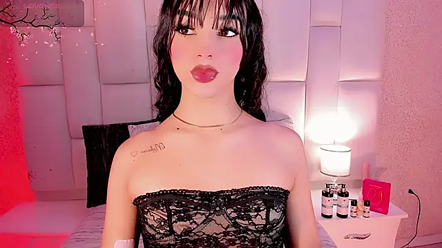 Snapshot of Angeles_Busst chatting on February 24, 2026, 8:31 pm Angeles Busst online show from February 24, 2026, 8:31 pm