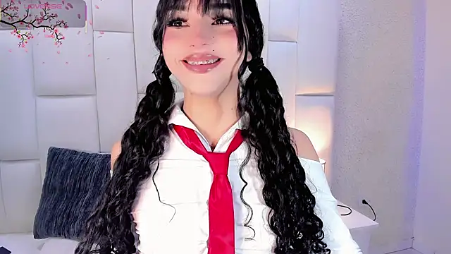 Snapshot of Angeles_Busst chatting on January 13, 2026, 8:57 pm Angeles Busst online show from January 13, 2026, 8:57 pm