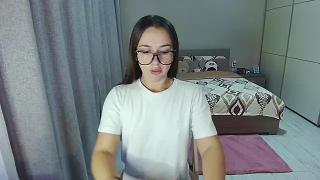 singletrouble online show from September 15, 2025, 7:09 am