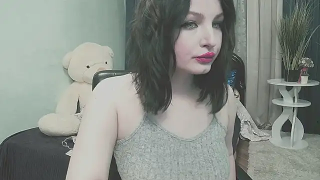 Snapshot of BritneyBarker chatting on May 2, 2026, 8:36 pm BritneyBarker online show from May 2, 2026, 8:36 pm