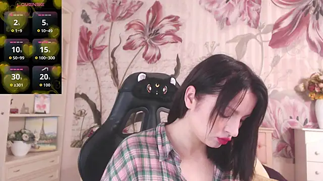 Snapshot of BritneyBarker chatting on September 11, 2025, 2:33 am BritneyBarker online show from September 11, 2025, 2:33 am