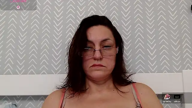 Snapshot of Soffya_Soy chatting on March 17, 2026, 9:29 pm Soffya Soy online show from March 17, 2026, 9:29 pm