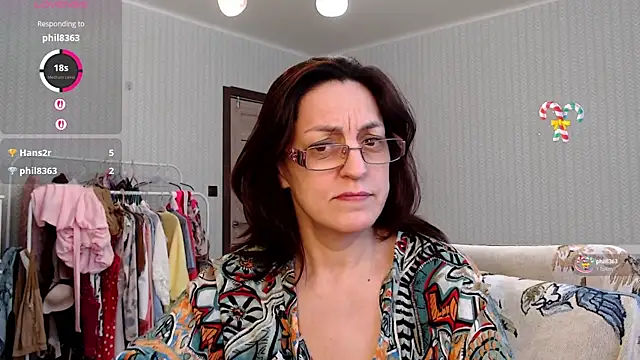 Snapshot of Soffya_Soy chatting on April 17, 2026, 8:39 am Soffya Soy online show from April 17, 2026, 8:39 am