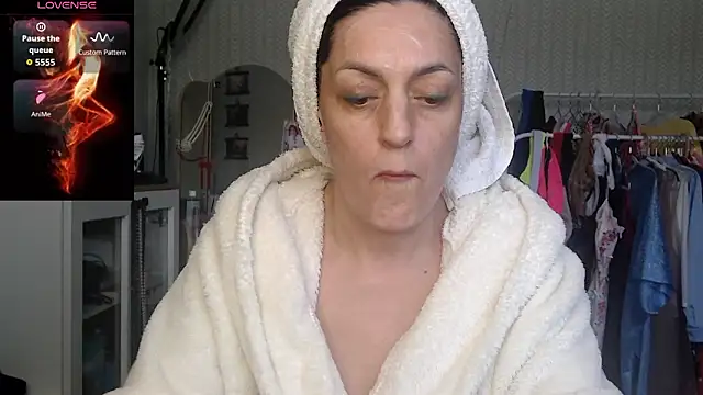 Snapshot of Soffya_Soy chatting on March 7, 2026, 10:21 am Soffya Soy online show from March 7, 2026, 10:21 am