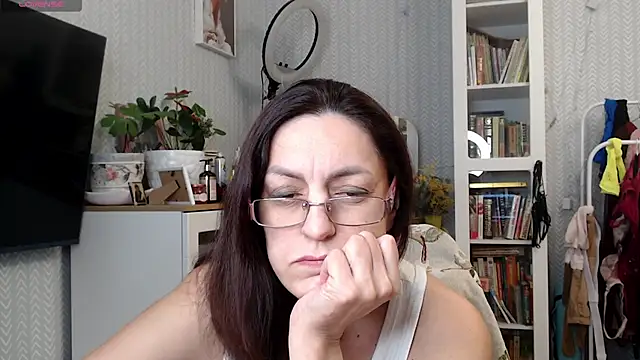 Snapshot of Soffya_Soy chatting on March 10, 2026, 4:55 pm Soffya Soy online show from March 10, 2026, 4:55 pm