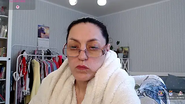 Snapshot of Soffya_Soy chatting on April 18, 2026, 10:17 am Soffya Soy online show from April 18, 2026, 10:17 am