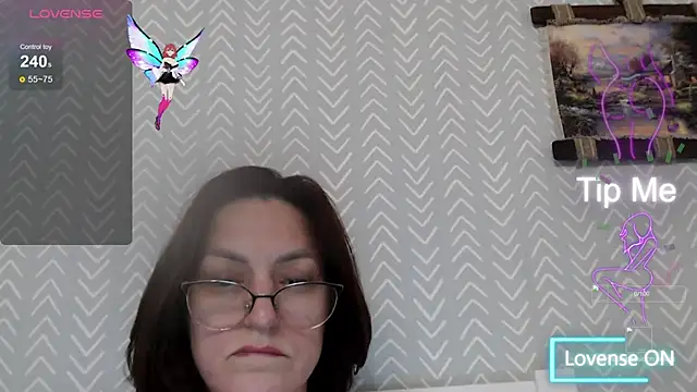 Snapshot of Soffya_Soy chatting on November 5, 2025, 4:43 pm Soffya Soy online show from November 5, 2025, 4:43 pm