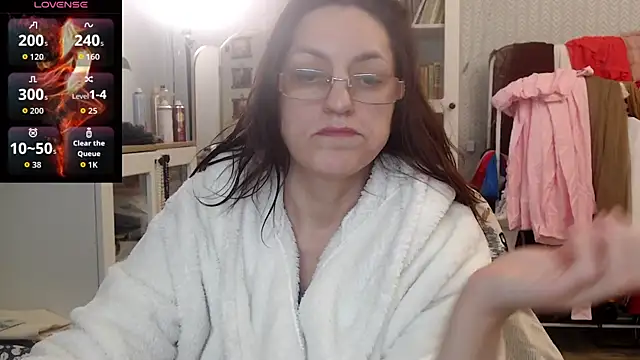 Snapshot of Soffya_Soy chatting on February 15, 2026, 5:23 pm Soffya Soy online show from February 15, 2026, 5:23 pm